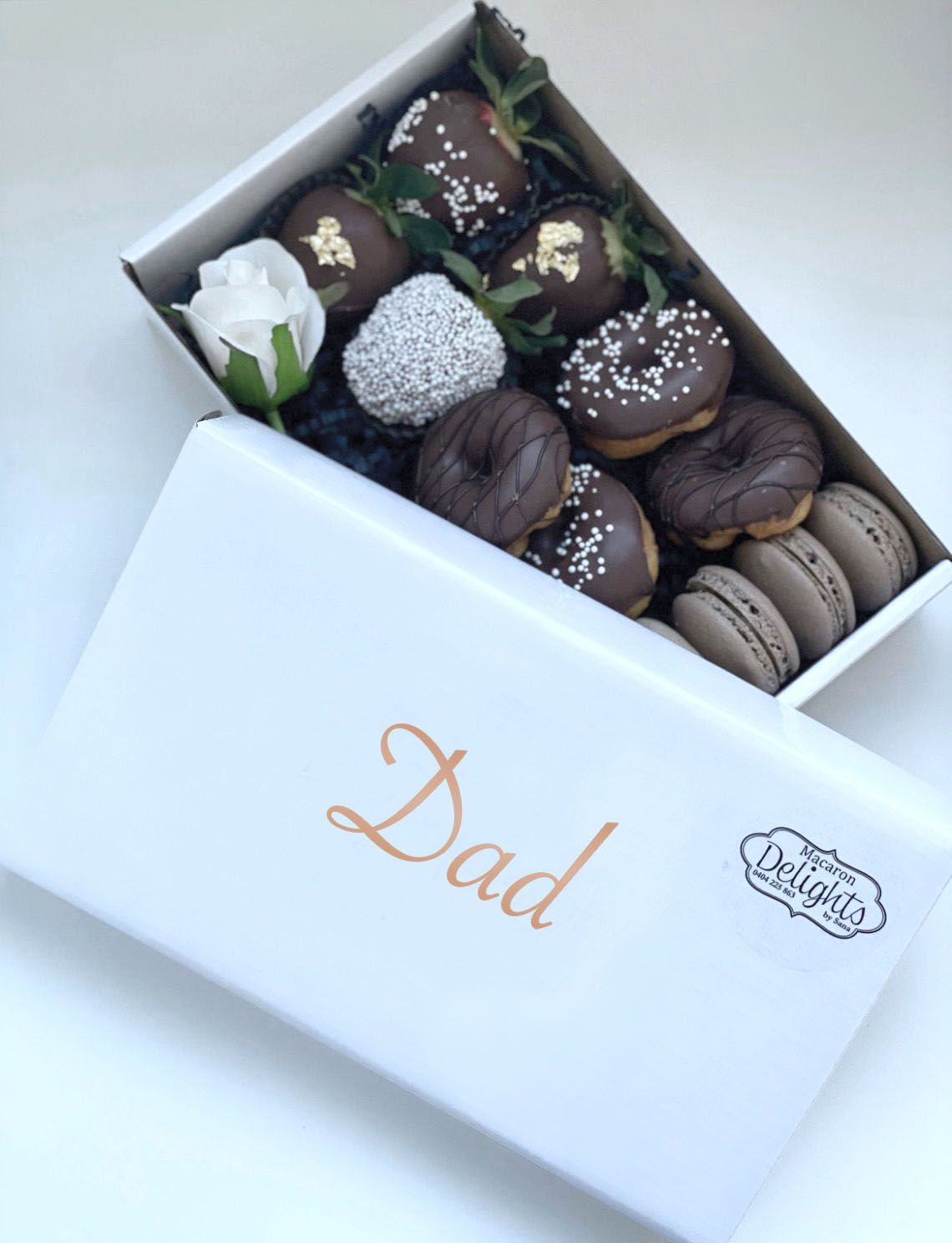 Dad’s XOXO Dessert Box