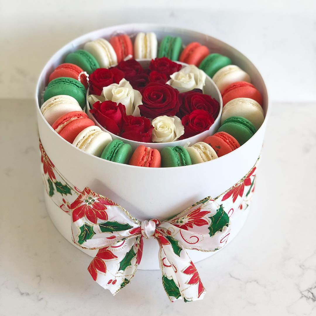 Christmas dessert and floral gift box