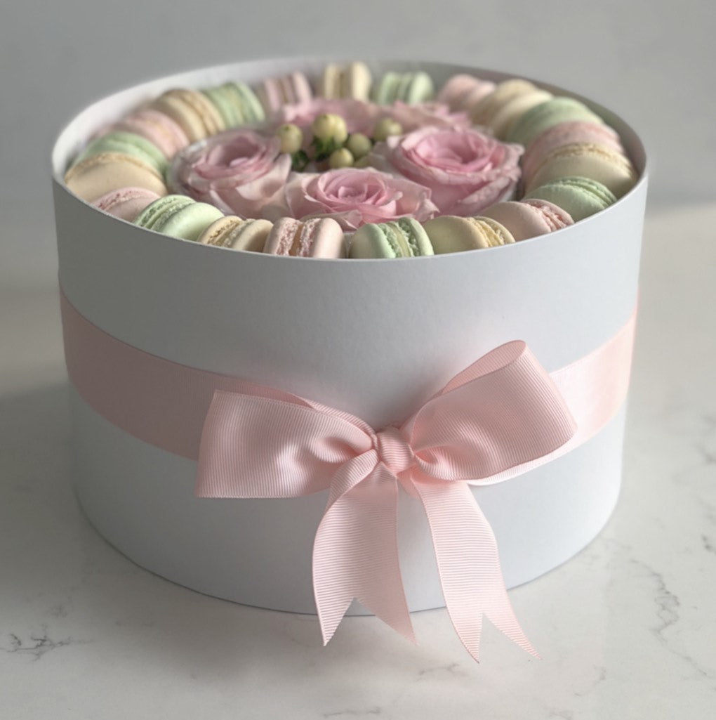 Dessert & Floral Gift Box